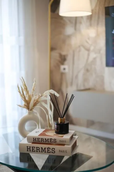 Taushani Apartment, Vlore