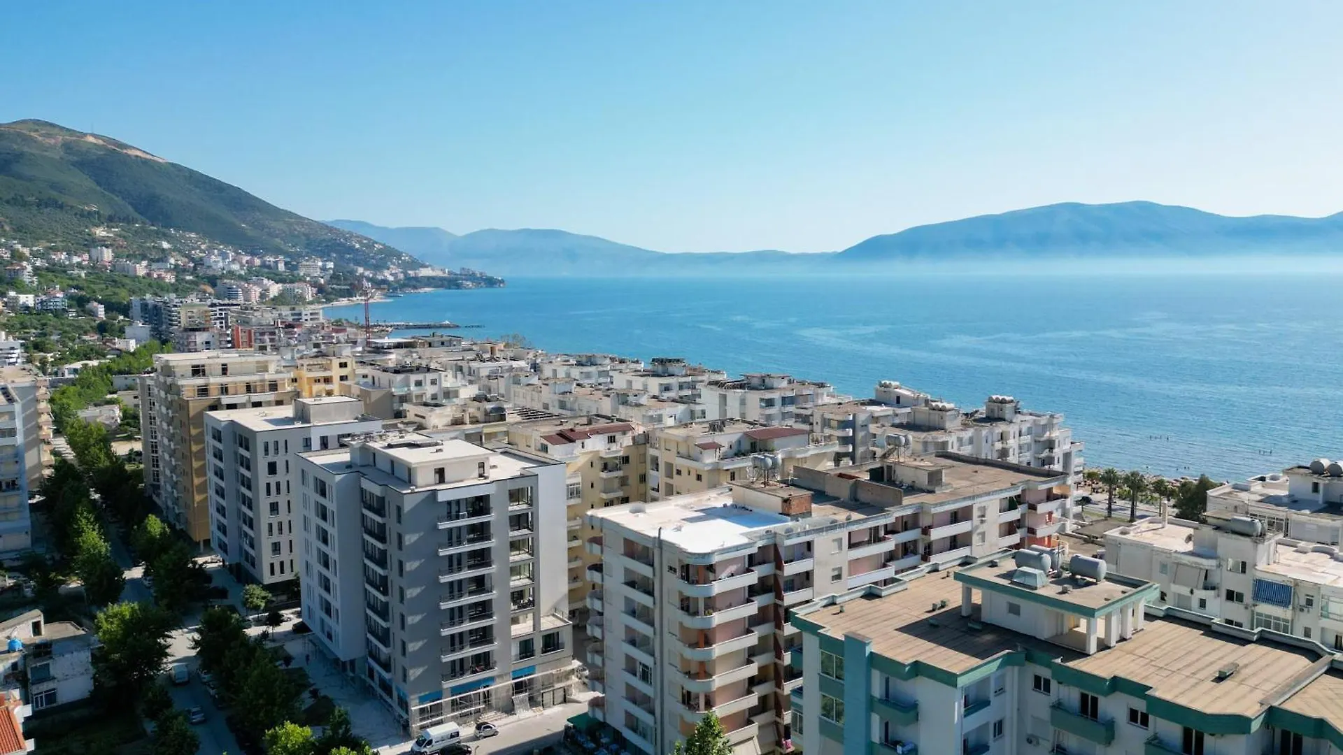 Taushani Apartment, Vlore contacts