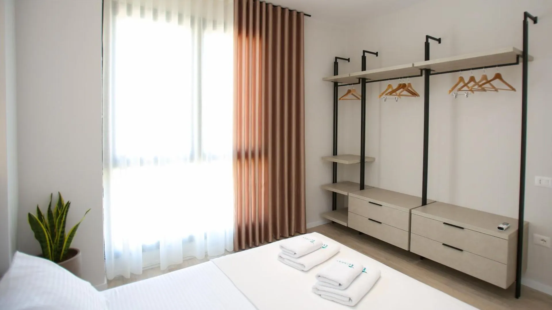 Taushani Apartment, Vlore 0*,  Albania