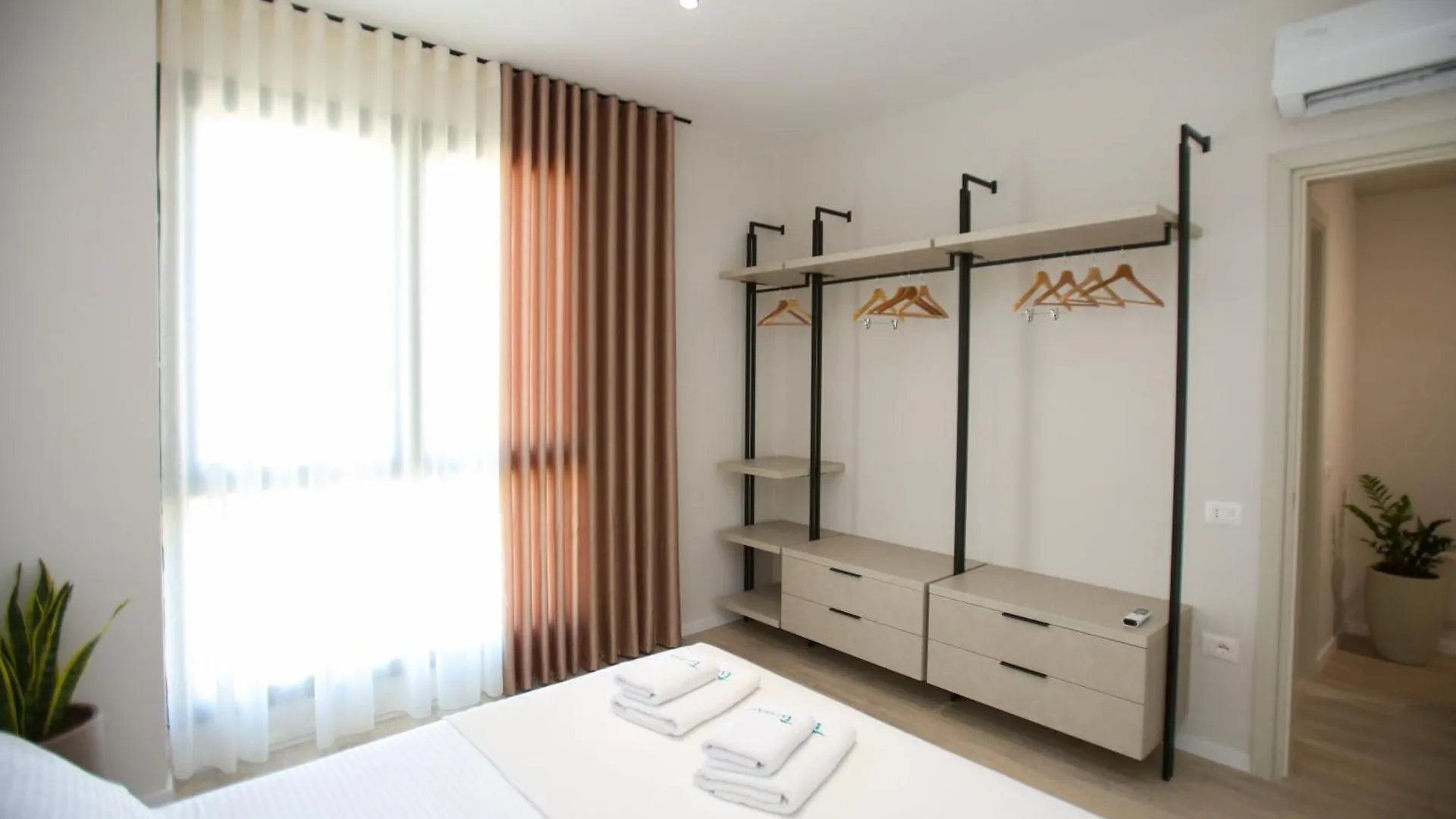 Taushani Apartment, Vlore 0*,  Albania